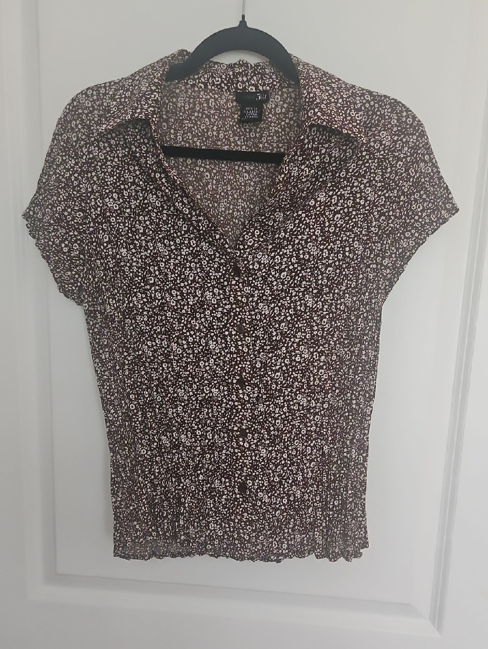 Alfani Brown and White Floral Cap-Sleeve Button-Down Top